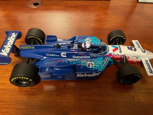 1998 GIL DE FERRAN SIGNED INDY CAR 1:18 DIECAST JSA COA INDY 500 CART CHAMPION
