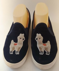 soludos llama slip on