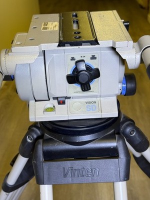 Vinten Vision 22SD Fluid Head + Vinten Tripod + Vinten Dilly + Tripod Bag (READ)
