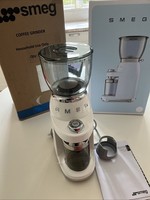 Smeg CGF11WHUK Coffee Grinder Brand New with Box. Never Used
