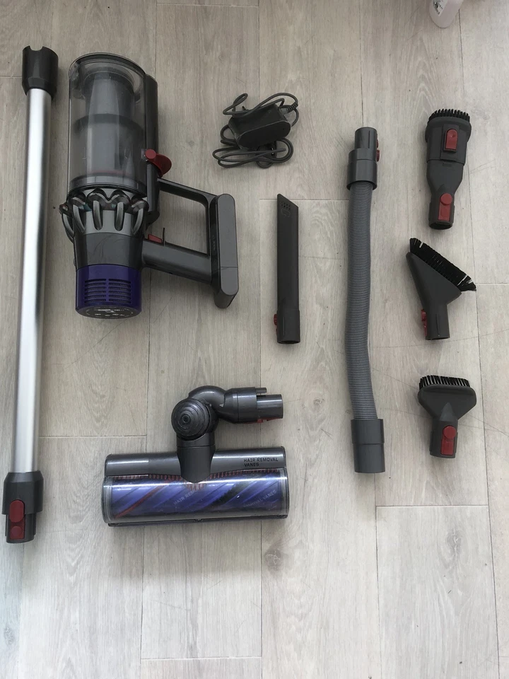 Aspirateur Dyson  V10 Absolute ORIGINAL