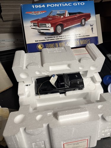 Franklin Mint 1964 Pontiac GTO Black Limited Editon B11ZK65 - Picture 2 of 23