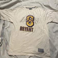 Kobe Bryant Adidas NBA Los Angeles Lakers #8 unk T-Shirt Vintage 00’s Retro
