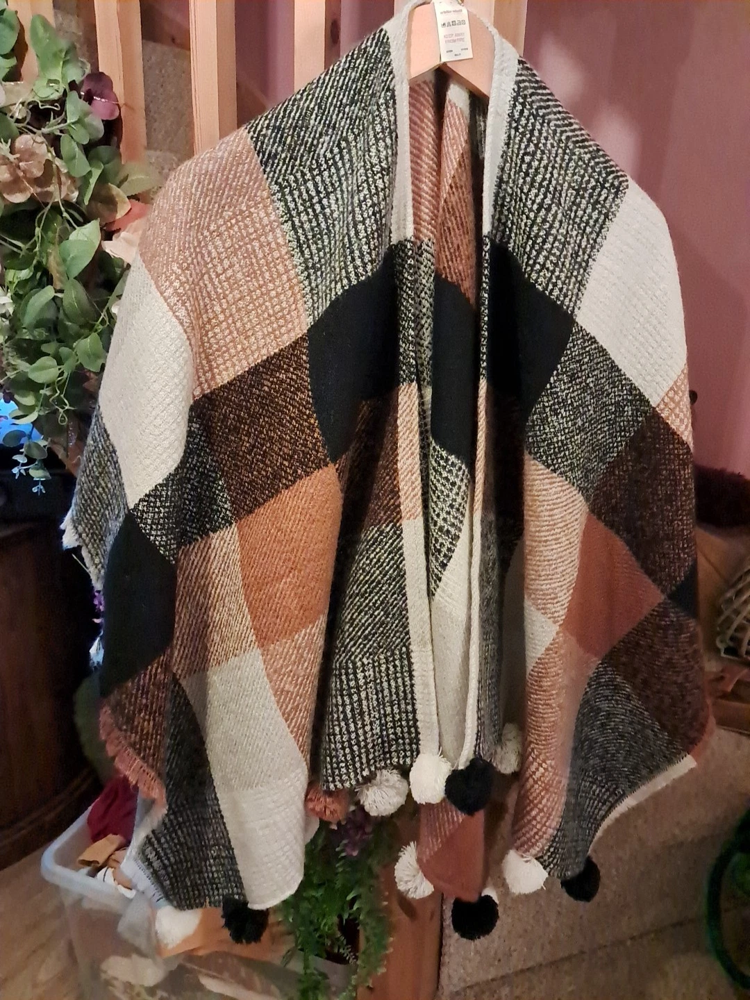 White Stuff.poncho With Pom Poms.really Nice Condition 👌