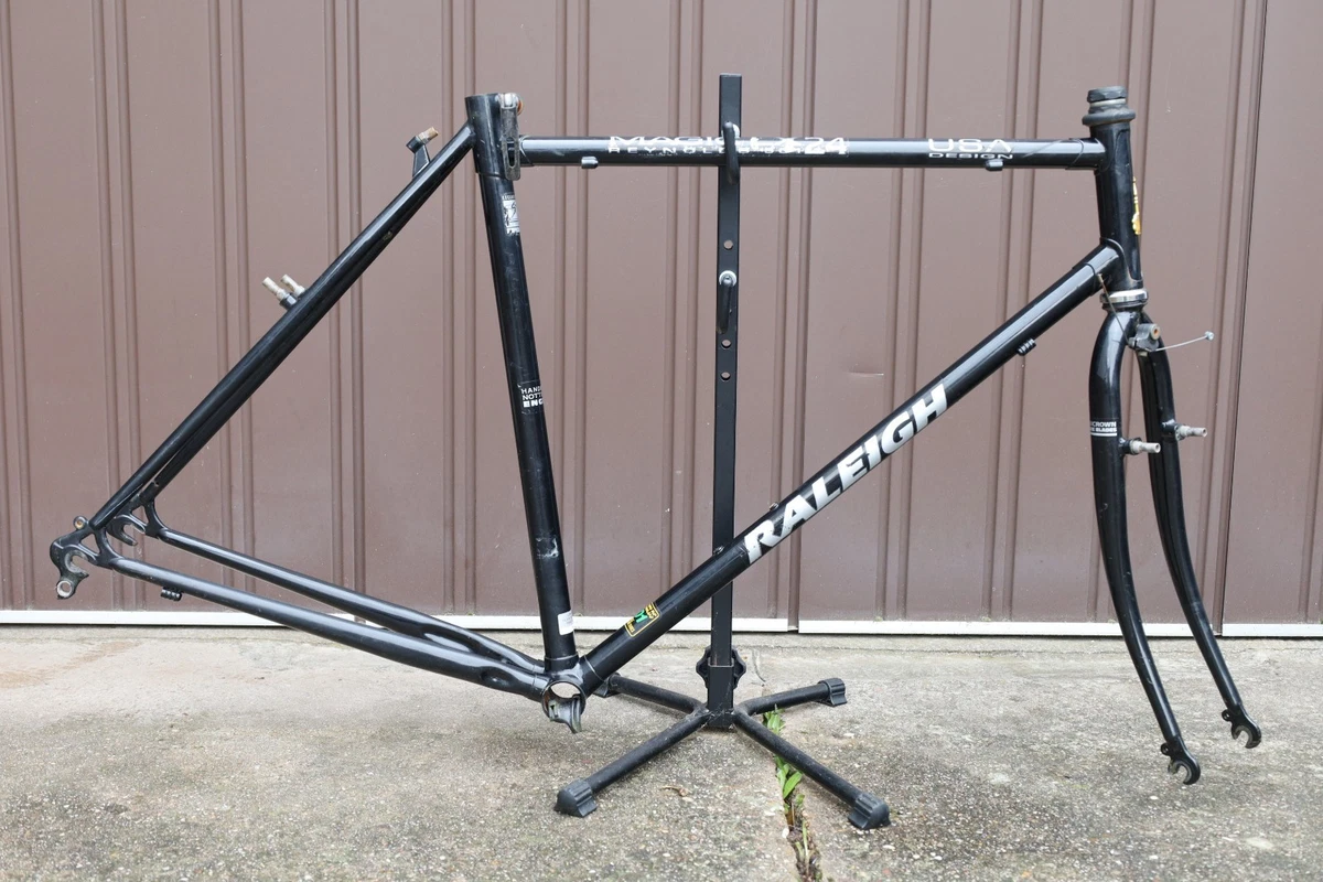 Vélo Course Jacques Busset Reynolds 753 – 1982 – 52cm – 7.5kg – Extra Light