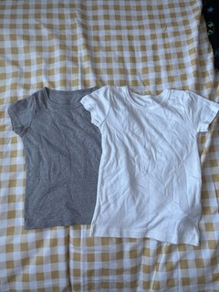 2 X Thermal Tops Size 6 7 Years