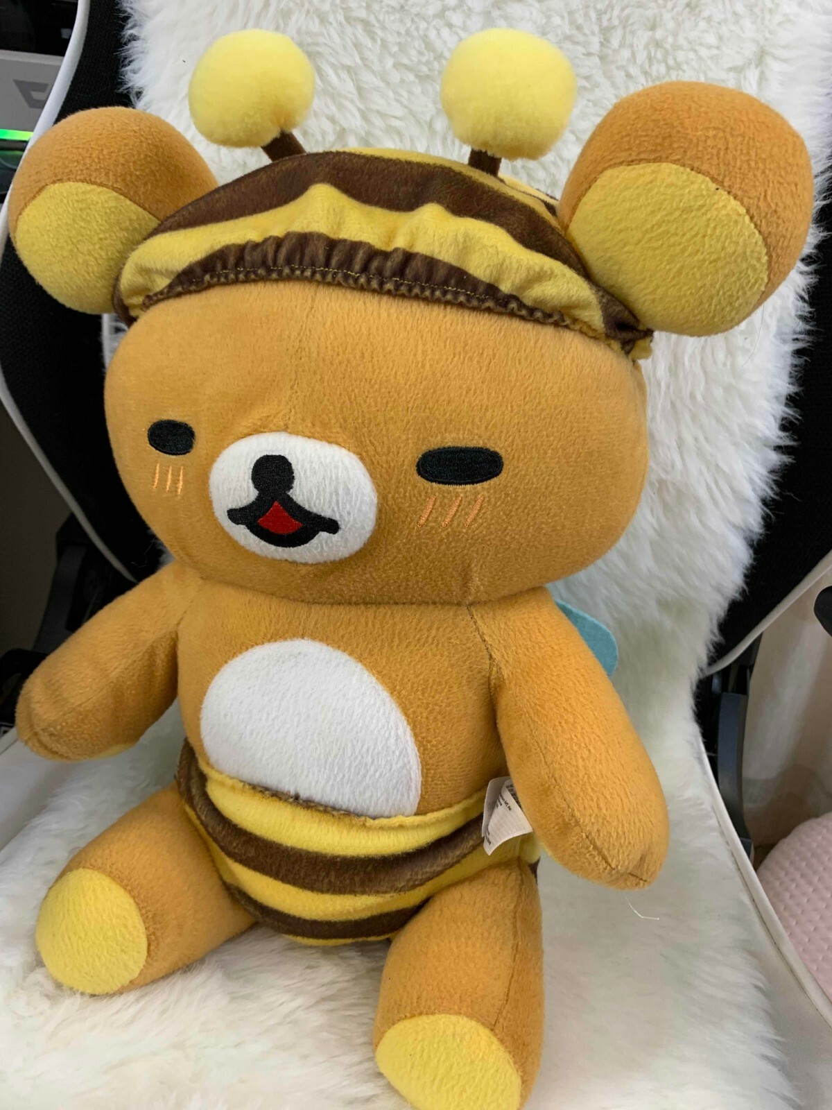 rilakkuma bumblebee