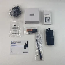 NEW Motorola Mototrbo XPR3300e UHF 403-512MHz  Digital Portable AAH02RDC9VA1AN