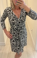 Ann Taylor V Neck Wrap Dress Black & White Size Women’s 0