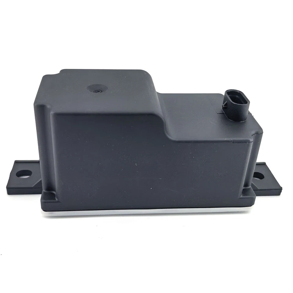 Voltage Converter Module Auxiliary Battery For Mercedes-Benz C Class A2059053414 - Image 4 of 4