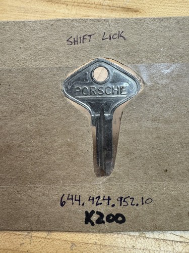 ORIGINAL PORSCHE 356 K200 NOS GEAR SHIFT LOCK KEY BLANK 64442495210 - Picture 3 of 4