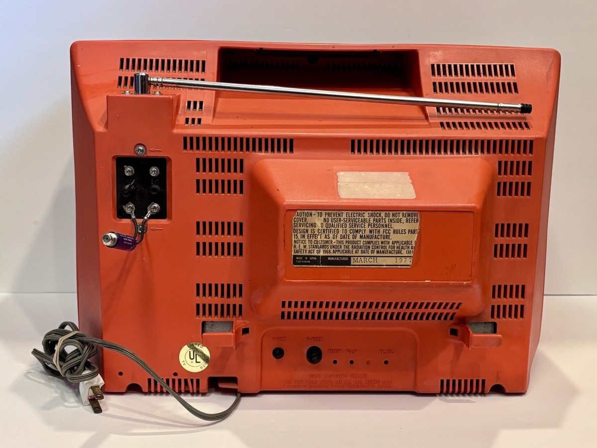 Vintage 1977 Orange Quasar Retro Gaming 12