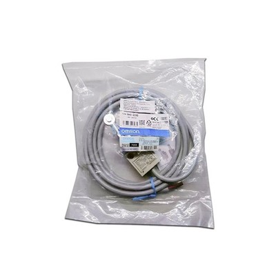New Omron D4C-2220 D4C-2224 D4C-2320 D4C-4232 D4C-4233 D4C-4332 3M Travel switch