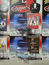 Johnny Lightning 1:64 – Ford Ranch Wagon 1960 – James Bond "Dalla Russia Con Amore"
