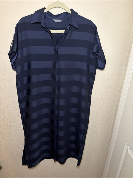 Beautiful Alani The Grey Size Medium Navy Shirt Dress - Elegant Stripes