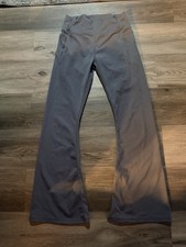 Women  s Size Large Grey Leggings.