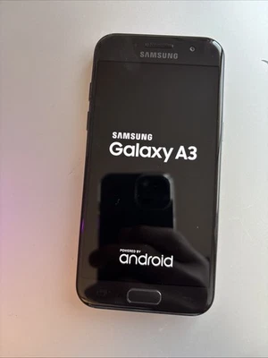 Smartphone Samsung Galaxy A3 SM-A300F - 16 Go - Noir Minuit