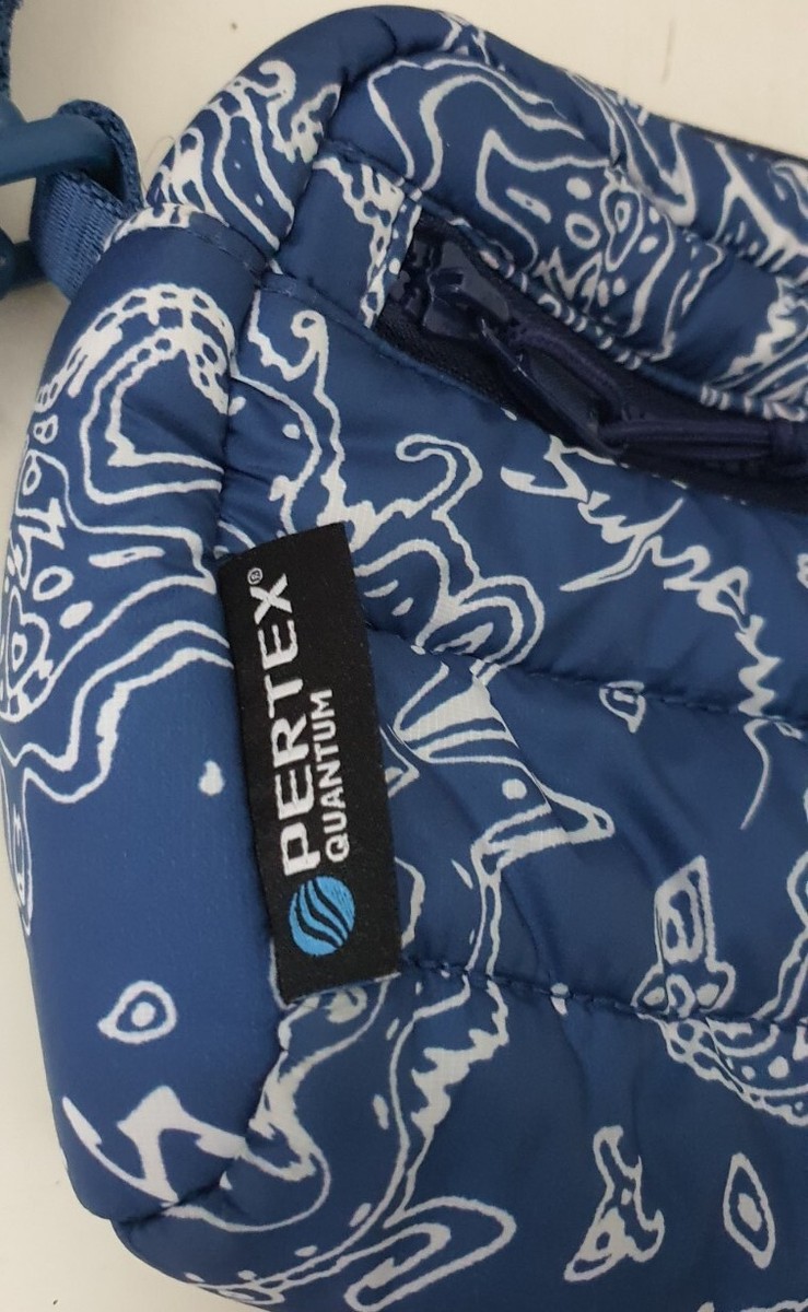 FW22 Supreme puffer side bag blue paisley shoulder Water FW22 Supreme puffer side bag blue paisley shoulder Water