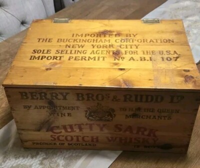 Antique 1930s Wooden Whiskey Box Chest Berry Bros & Rudd Cutty Sark Scotch 17'