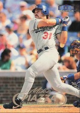 1998 Fleer Tradition Mike Piazza Los Angeles Dodgers #200