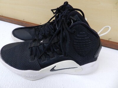 Nike  Size 7.5 Men s Hyperdunk   Black Basketball Shoes Sneakers ARO467-001