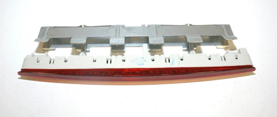 FEU STOP LED TROISIÈME FEU STOP MERCEDES BENZ CLASSE CLK W209 NEUF. - Photo 4/4