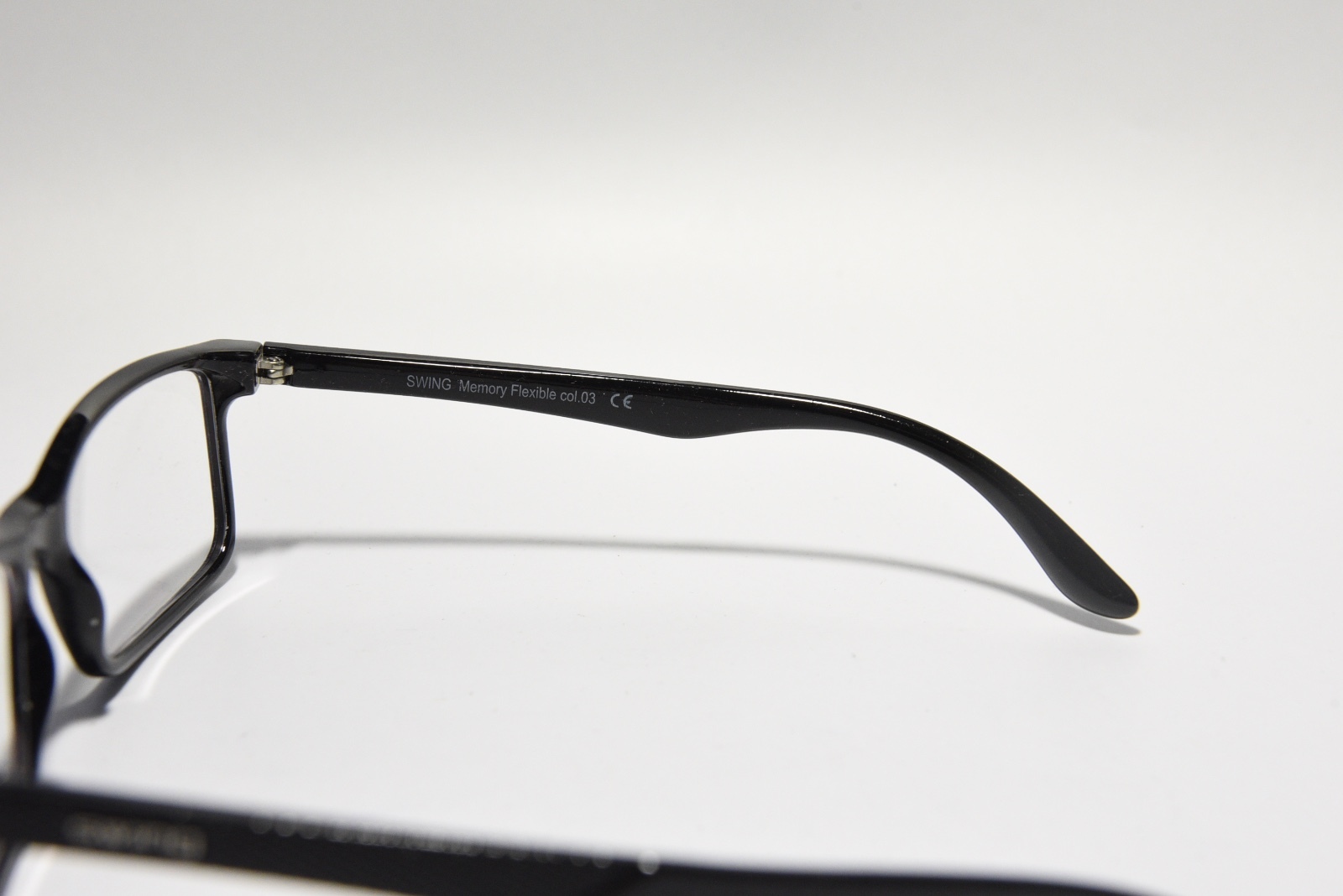 SWING EYEWEAR TR 152 MEMORY FLEXIBLE PLASTIC EYEGLASS FRAMES BLACK 52