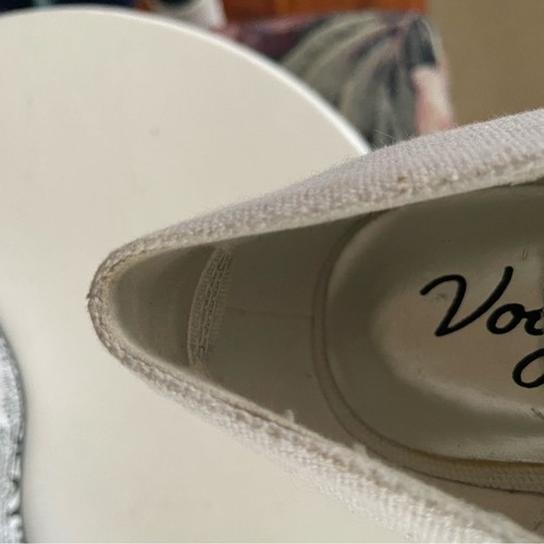 Voglia White Knotted Canvas Peep Toe Wedge Newspaper Print Heel Women's Size 7.5 - Picture 12 of 16