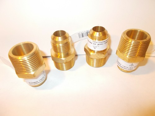 (NEW) 4  LOT  41174  5/8"  FLARE  X  3/4"  MALE   BRASS  CONNECTOR   NOS  LOOSE