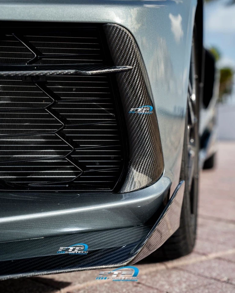 Corvette Stingray 2020+ Parrilla aerodinámica de fibra de carbono en stock 100 % fibra de carbono ¡Guau! Foto 4 de 4