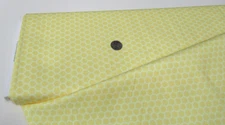 Timeless Treasures quilt-craft fabric BUMBLEBEE HONEYCOMB 2/3 yd (dpj-2707) Last