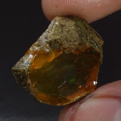 23.00 Ct 100% Natural Ethiopian Crystal Oil Opal Play Of Color Rough Specimen