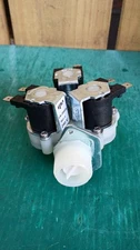 Alto Shaam VA-38089 Triple Port Solenoid Valve