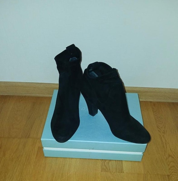 Women BCBGeneration Boots Black Suede 39