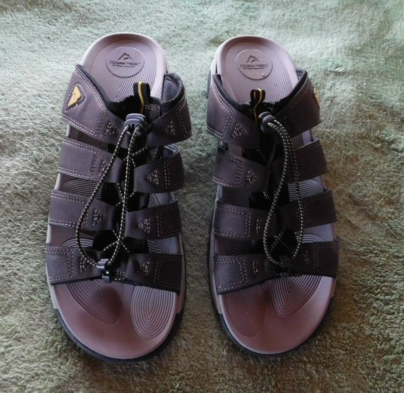 NWT Ozark Trail Mens 13 Fisherman Slide Sandals Brown Slip On Outdoor Comfort K4