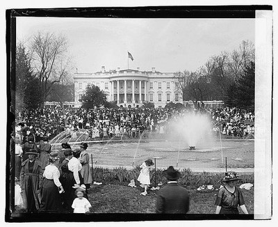 Easter egg rolling,1921,White House,Washington,DC,District of Columbia,3 1
