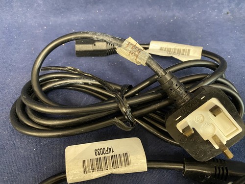 Set of three 9FT UK IEC Power Cables Excellent condition 2 believed to be new. - Picture 5 of 9