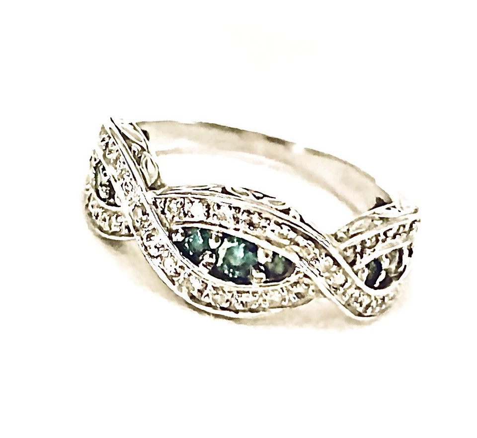 Anillo banda infinita de diamantes azules naturales de oro blanco sólido de 14 K talla 5,75 Foto 2 de 4