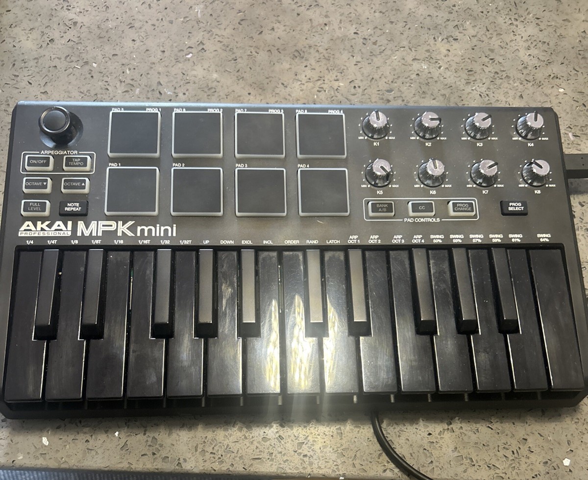 Akai MPK Mini MKII Keyboard Controller Special Edition - Black on