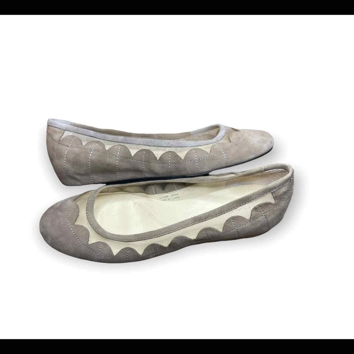Tahari Hidden Wedges Flats Size 8 Beige Tan Scalloped Edge Daisy