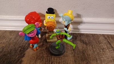 Lots of five, Three Burger King SpongeBob, Tmnt, and two McDonald's trolls toys