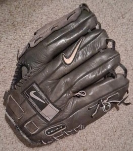 Nike Diamond Ready Baseball Glove | eBay