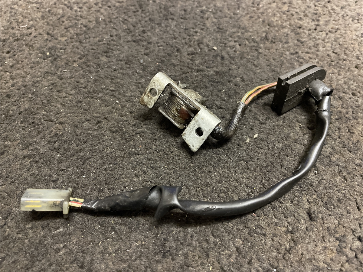 Yamaha DT 125 Coil Pulser Dt125 34x-85595-m0 Qm0028 for sale