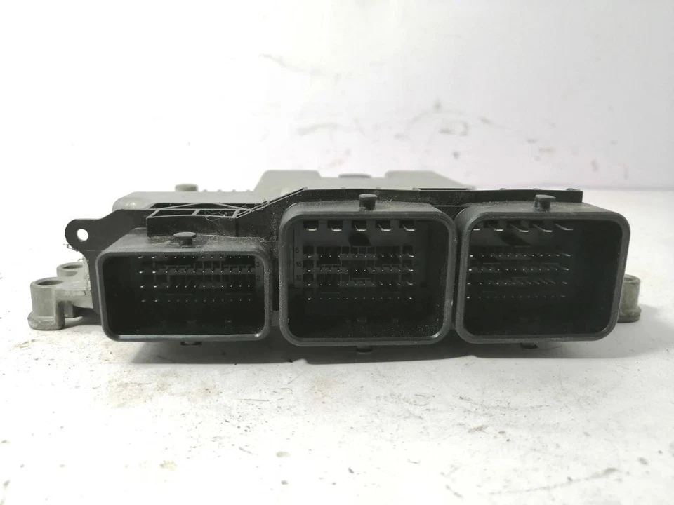 Peugeot 207 2011 Diesel Engine Control Unit Module 0281017333 68kW EIR9215 - Image 2 of 3