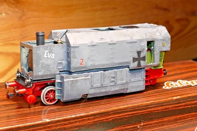Artmaster Panzerlok des Deutschen Heer auf Basis einer Liliput HO-DC 9101 ,T9 - Bild 1 von 4