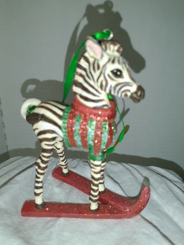 VINTAGE DANBURY MINT "ZEBRA" BABY ANIMAL ORNAMENT COLLECTION 4" TALL - Picture 3 of 6