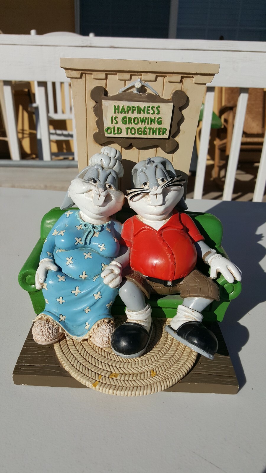 VTG 1994 Resin Warner Bros Store EXCLUSIVE bugs and lola growing old Figures