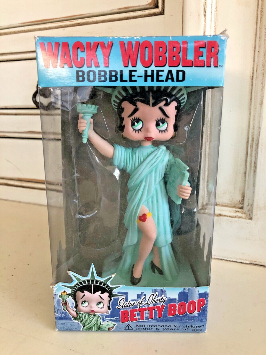Betty Boop Statue of Liberty 2010 Funko Wacky Wobbler Bobblehead