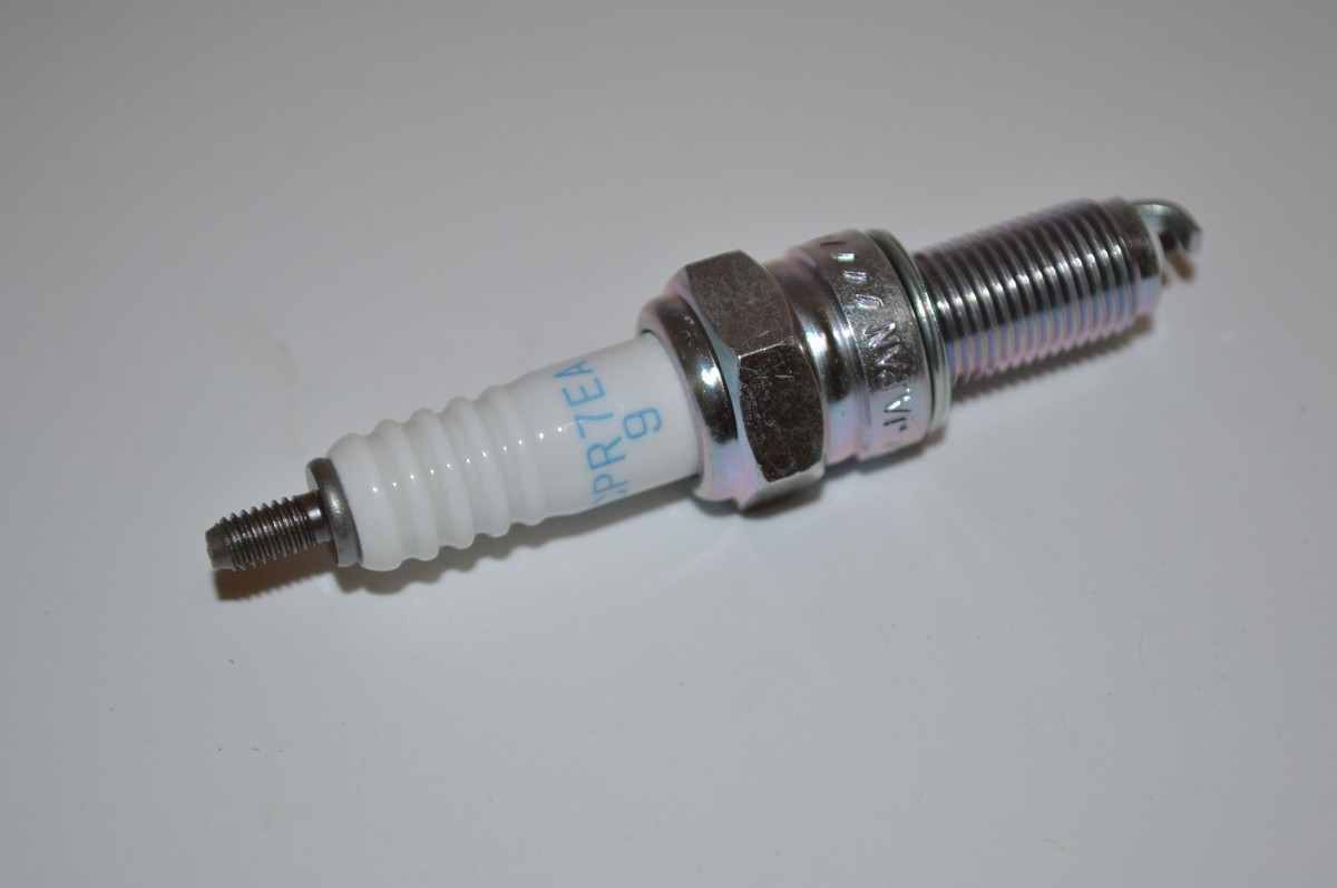 Yamaha Viking 700 | NGK Standard Spark Plug | CPR7EA-9 | 3901 | eBay