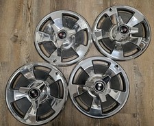 1966 Chevrolet C2 Corvette 15 Wheel Spinner Hub Caps Gm Oem Mid-year